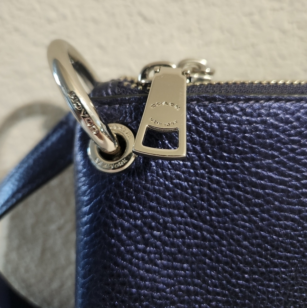 Coach Mia Crossbody bag metallic navy blue refined pebble leather dual zip - Picture 5 of 11